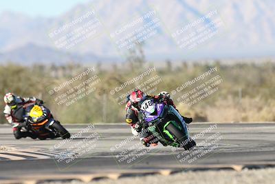 media/Dec-06-2025-CVMA (Sat) [[4a896cc04c]]/Race 9-500-400-350 Supersport/